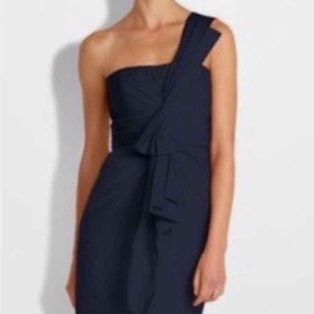 BCBGMAXAZRIA Palais Navy Blue Bow Detail Halter Off Shoulder Long dress, size 0